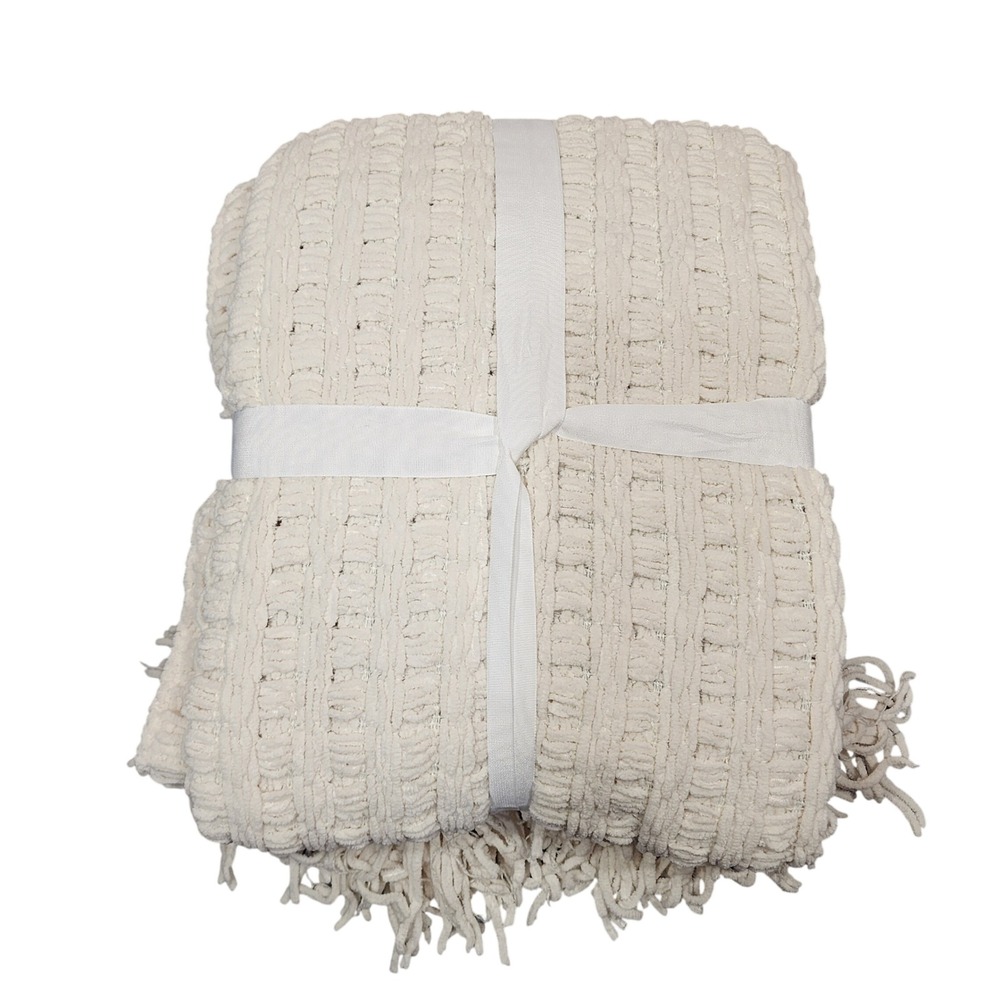 J&M Home Fashions Luxury Chenille Throw with Tassels Thick Loose Knit Cream - Picture 2 of 5